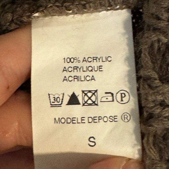 Belamie Women’s French Ribbed Cardigan - Picture 6 of 6